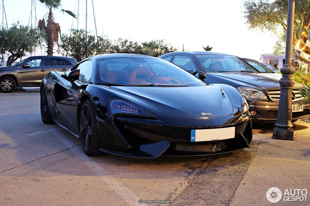 McLaren 570S