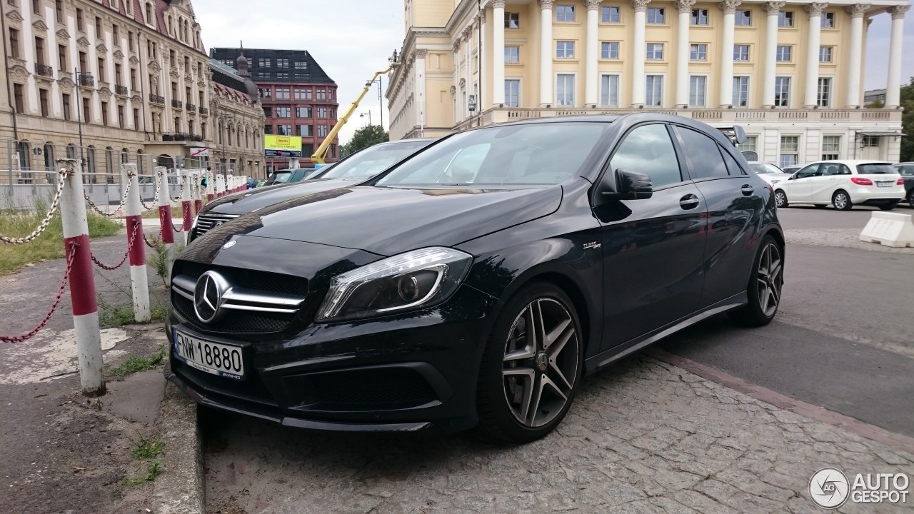 Mercedes-Benz A 45 AMG