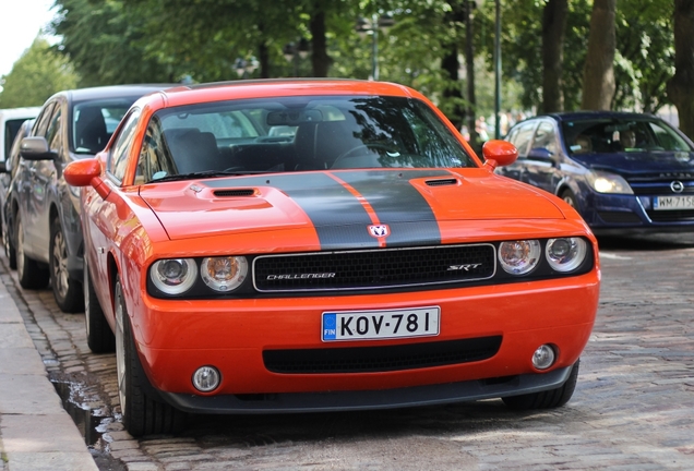 Dodge Challenger SRT-8