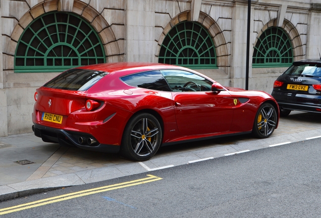 Ferrari FF