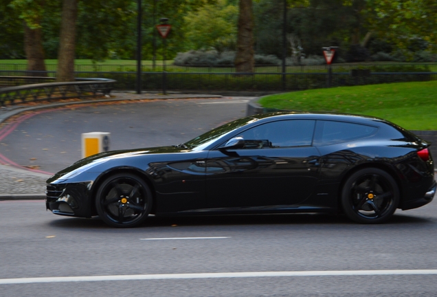 Ferrari FF