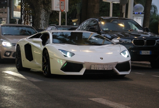 Lamborghini Aventador LP700-4