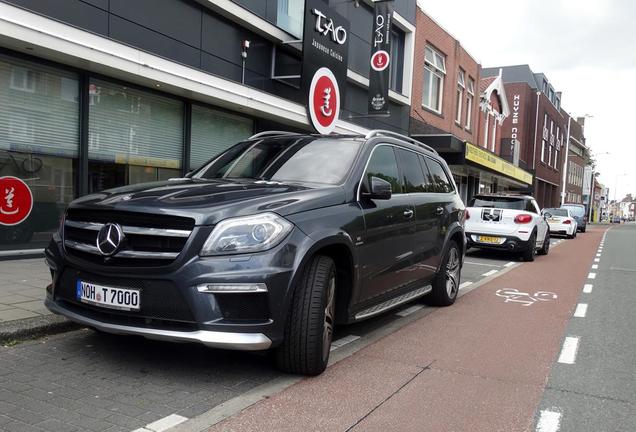 Mercedes-Benz GL 63 AMG X166