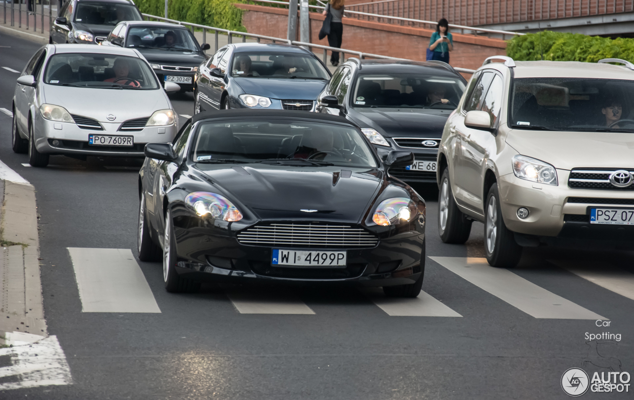 Aston Martin DB9 Volante