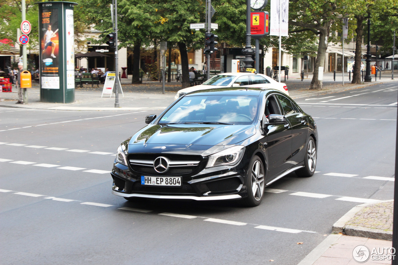 Mercedes-Benz CLA 45 AMG C117