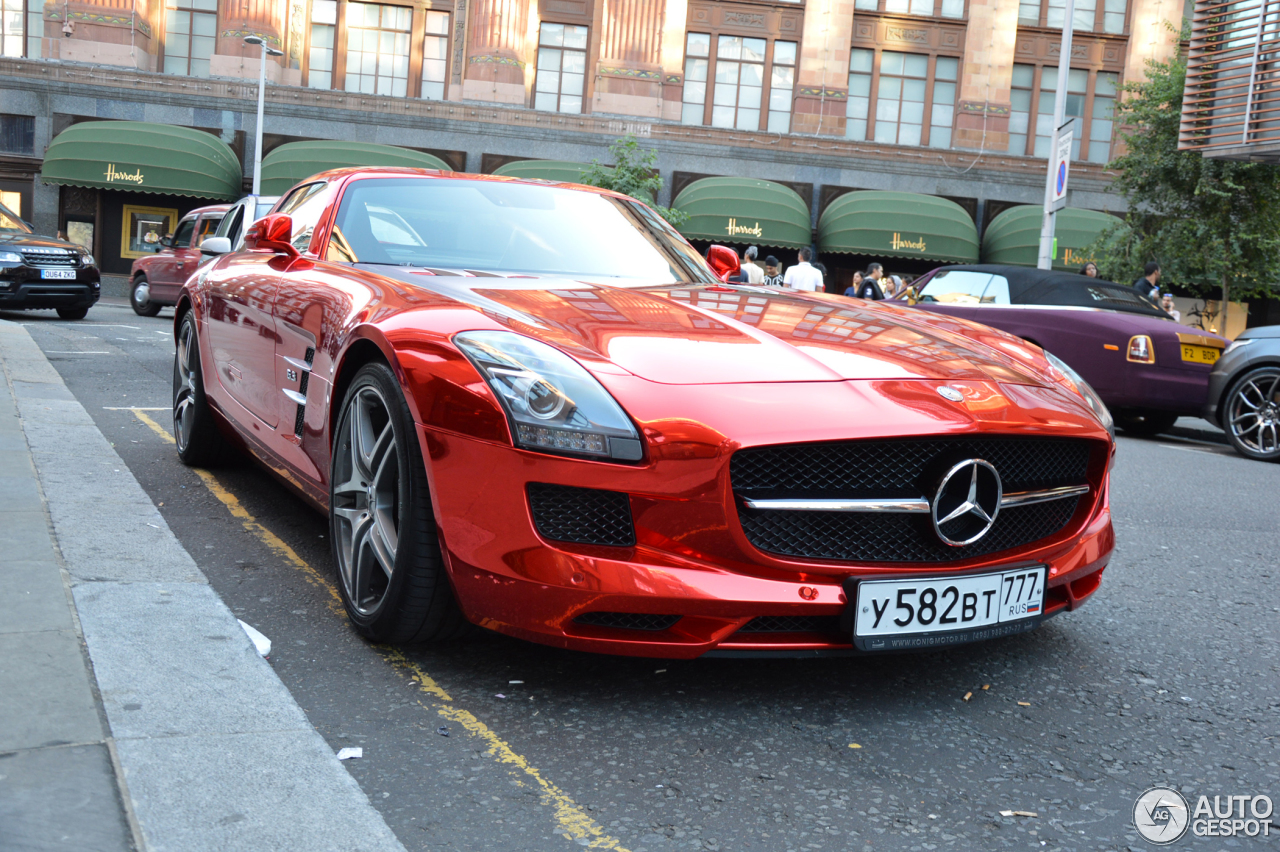 Mercedes-Benz SLS AMG