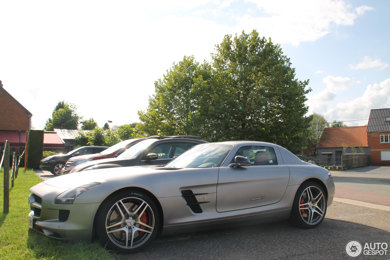 Mercedes-Benz SLS AMG GT