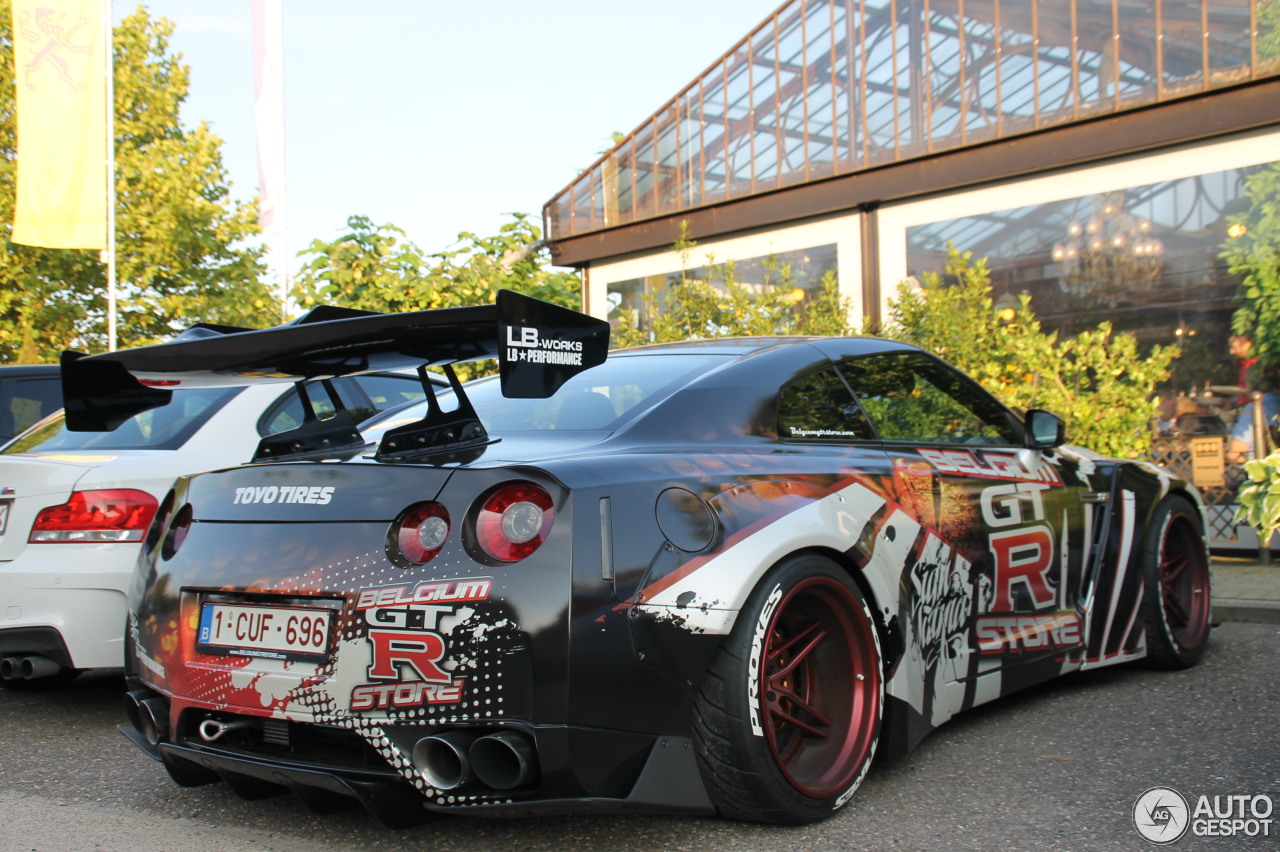 Nissan GT-R 2011 Liberty Walk Widebody