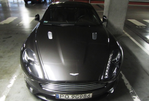 Aston Martin Virage 2011