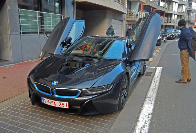 BMW i8