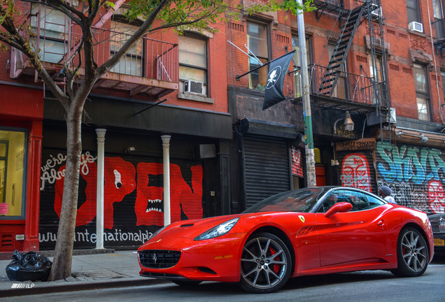 Ferrari California