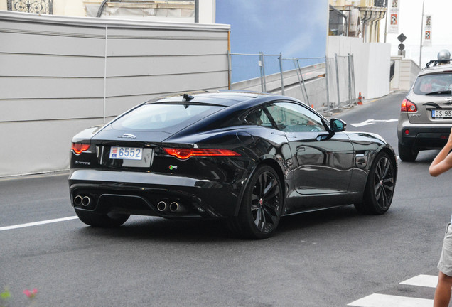 Jaguar F-TYPE R Coupé