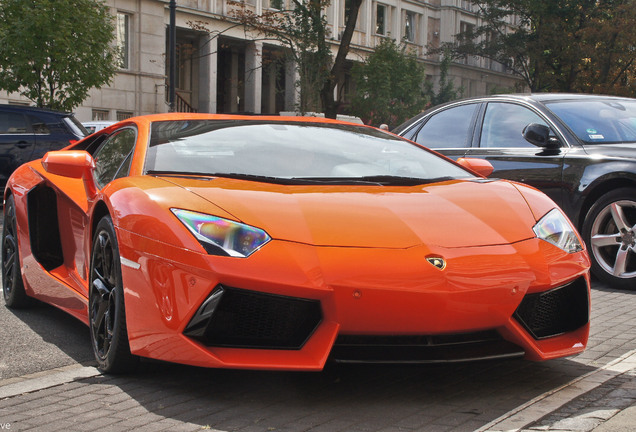 Lamborghini Aventador LP700-4