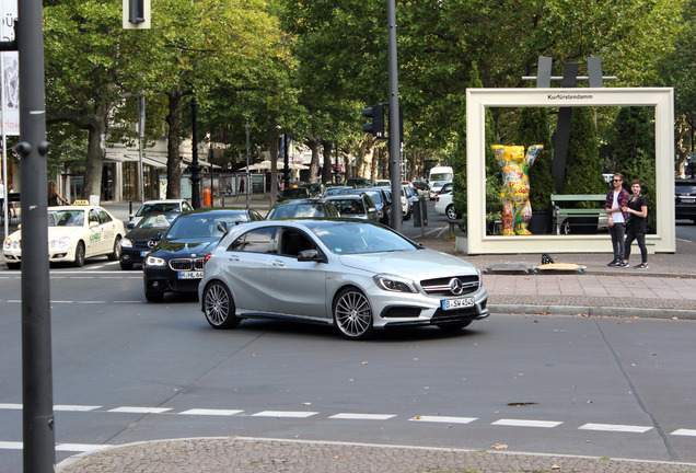 Mercedes-Benz A 45 AMG