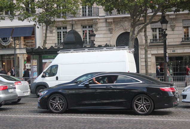 Mercedes-Benz S 63 AMG Coupé C217