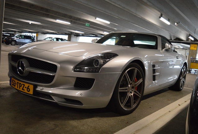 Mercedes-Benz SLS AMG Roadster