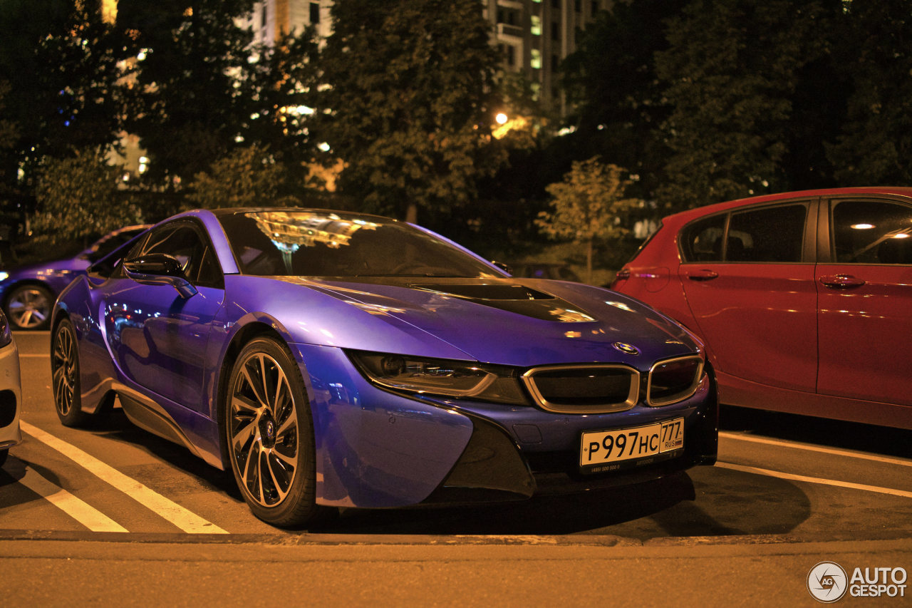 BMW i8