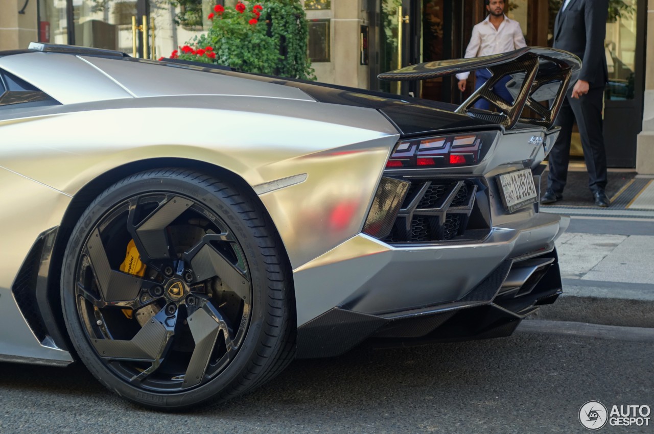 Lamborghini Mansory Aventador LP700-4 Roadster