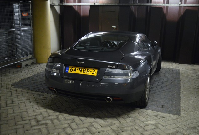 Aston Martin DB9