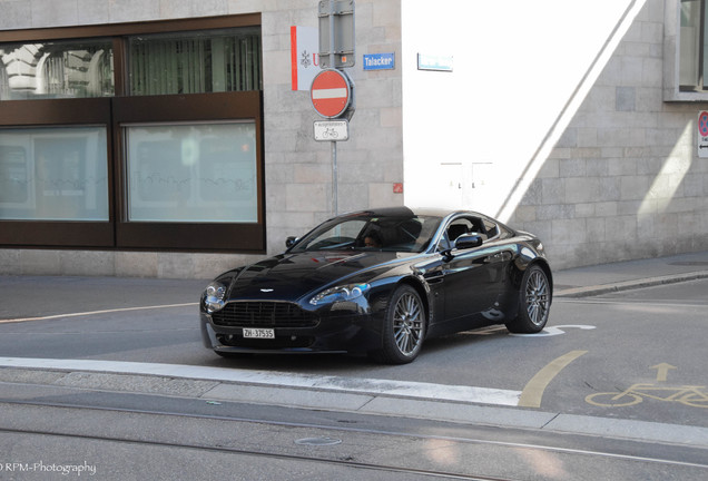 Aston Martin V8 Vantage