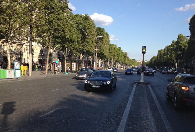 Bentley Flying Spur V8