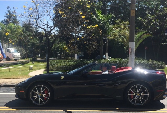 Ferrari California