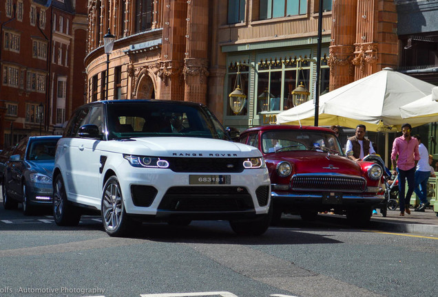 Land Rover Range Rover Sport SVR