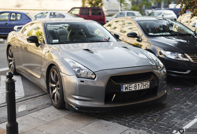 Nissan GT-R