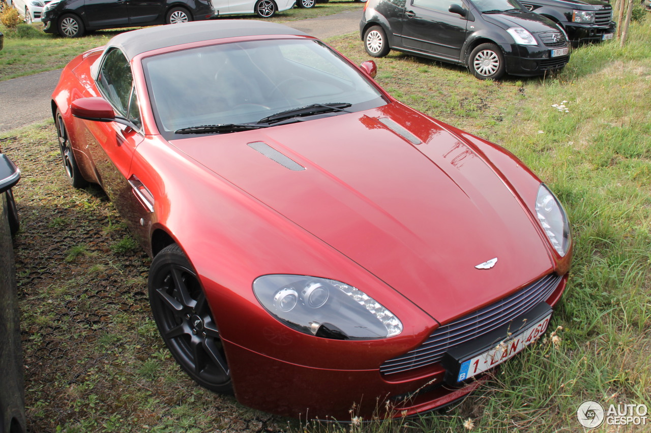 Aston Martin V8 Vantage Roadster