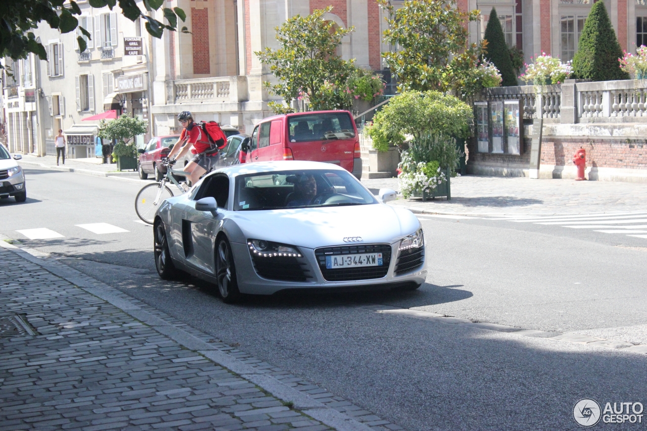 Audi R8