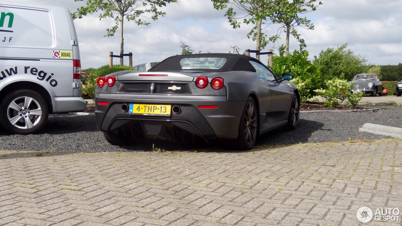 Ferrari Scuderia Spider 16M