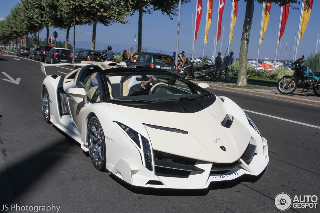 Lamborghini Veneno LP750-4 Roadster