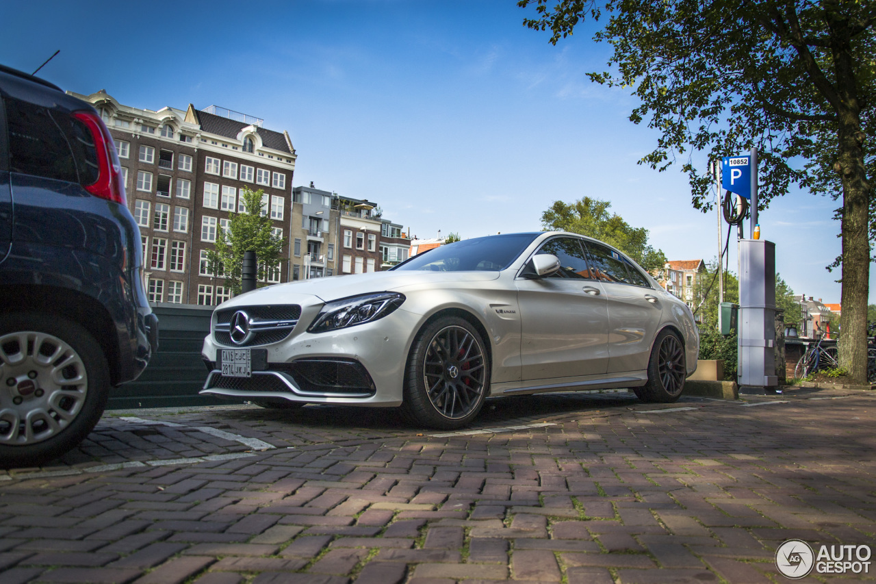 Mercedes-AMG C 63 S W205