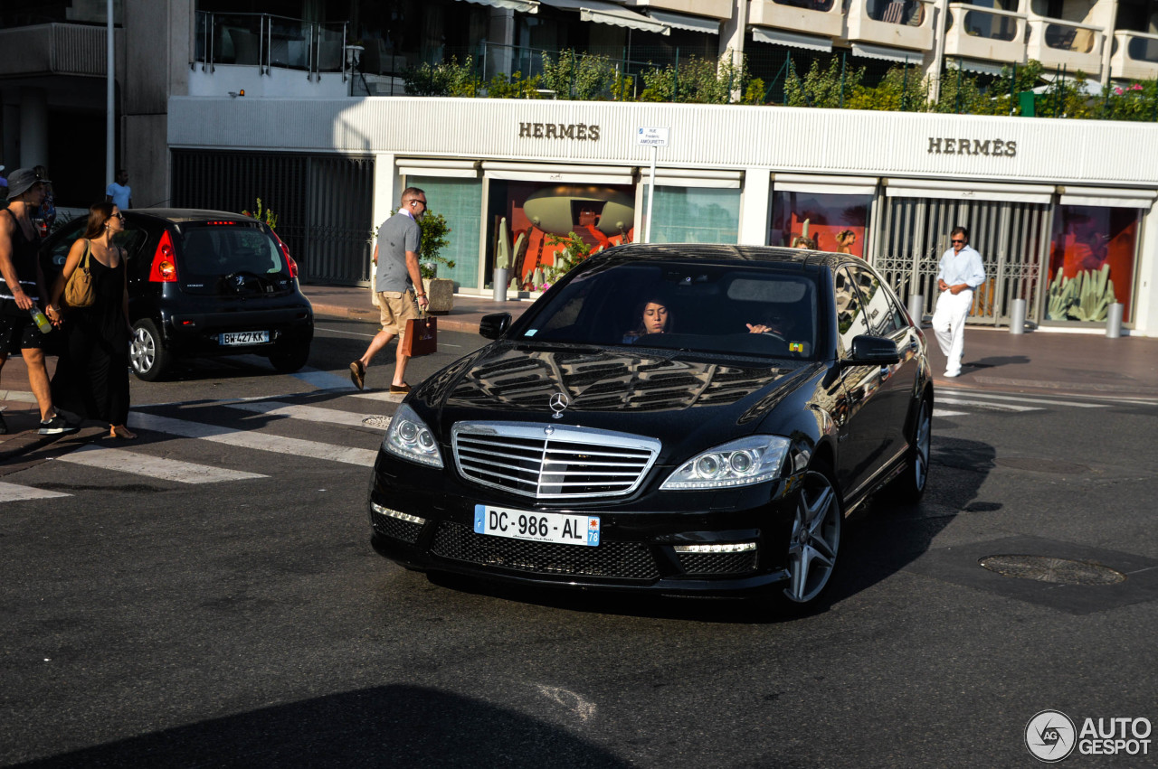 Mercedes-Benz S 63 AMG W221 2011