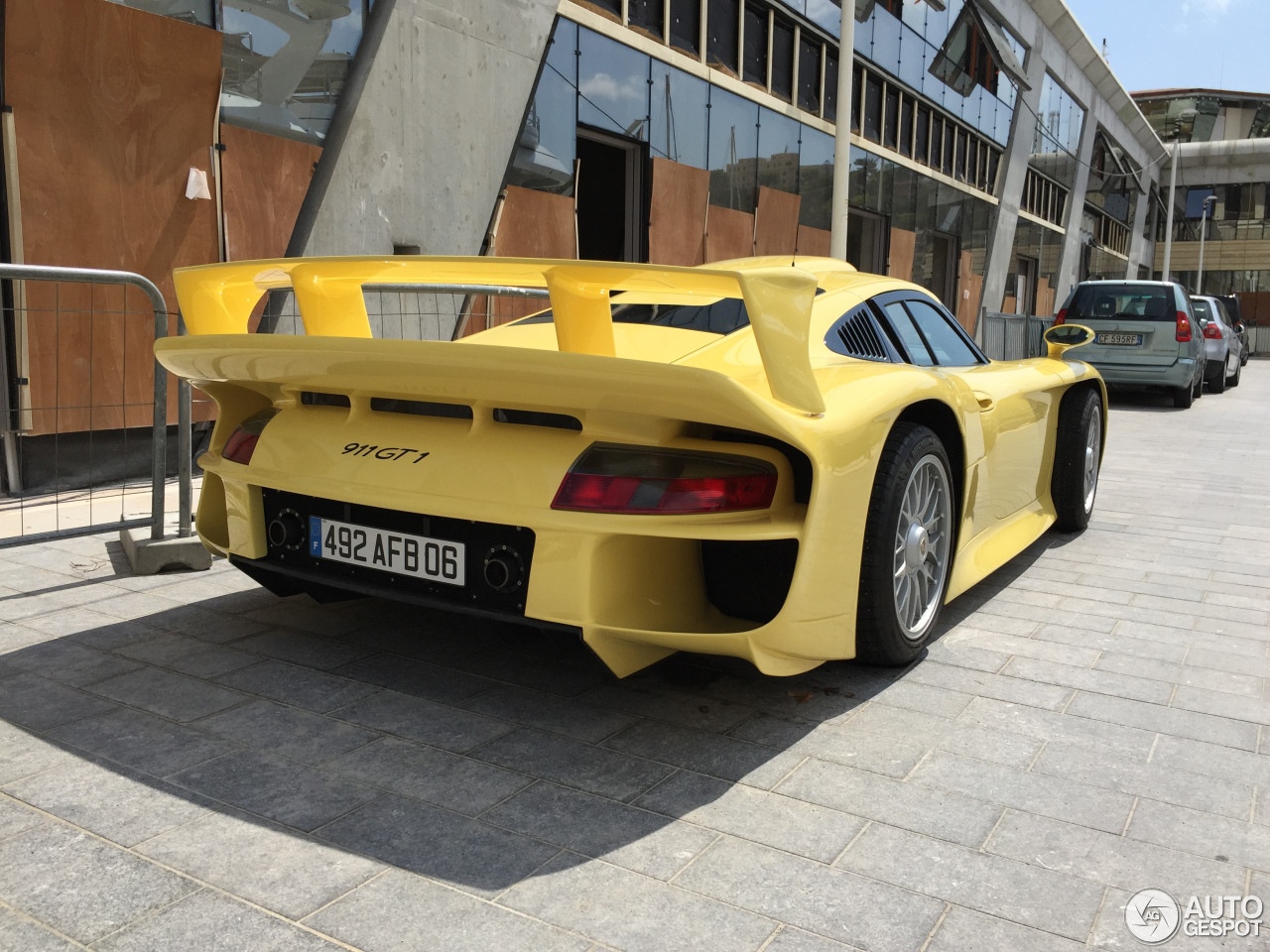 Porsche 996 GT1