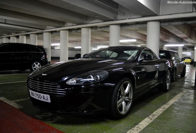 Aston Martin DB9 2010