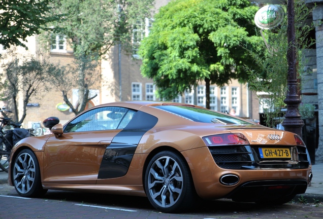 Audi R8 V10