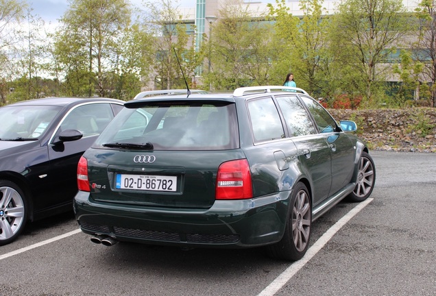 Audi RS4 Avant B5