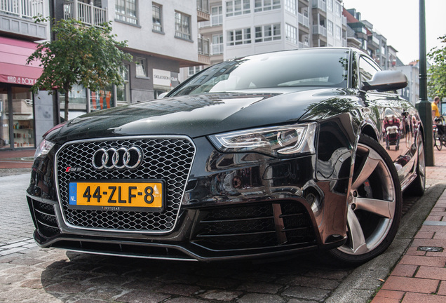 Audi RS5 B8 2012