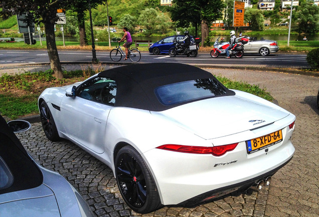 Jaguar F-TYPE S Convertible