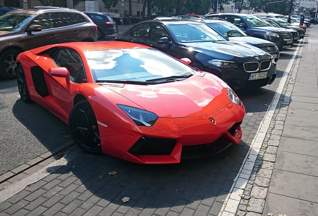 Lamborghini Aventador LP700-4