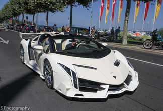 Lamborghini Veneno LP750-4 Roadster