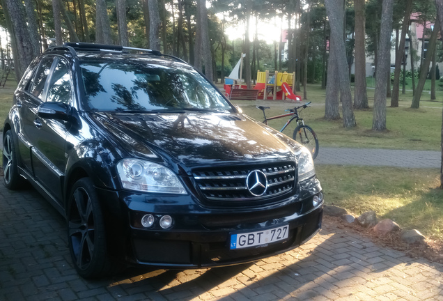 Mercedes-Benz Brabus Widestar ML B 63 S