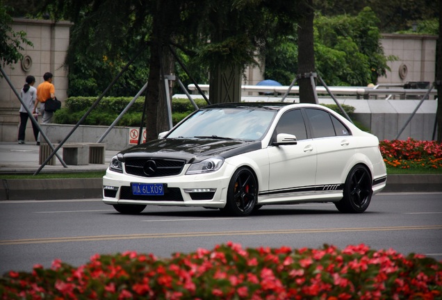 Mercedes-Benz C 63 AMG Edition 507