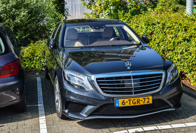 Mercedes-Benz S 63 AMG V222