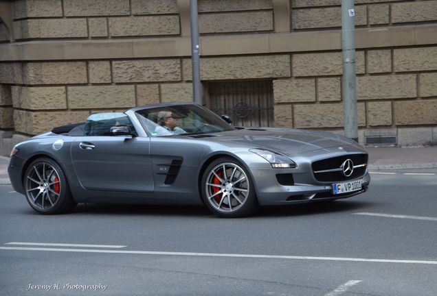 Mercedes-Benz SLS AMG GT Roadster