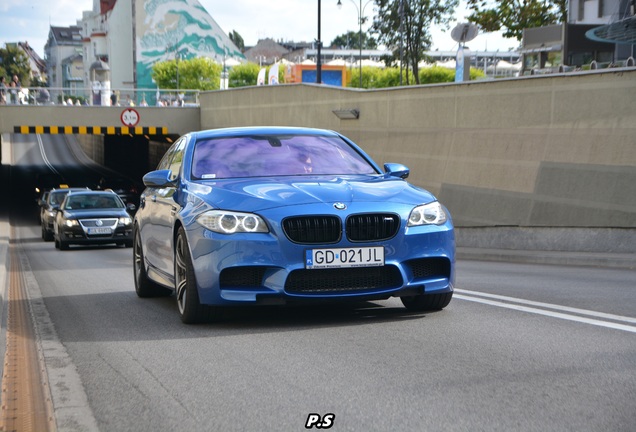 BMW M5 F10 2011