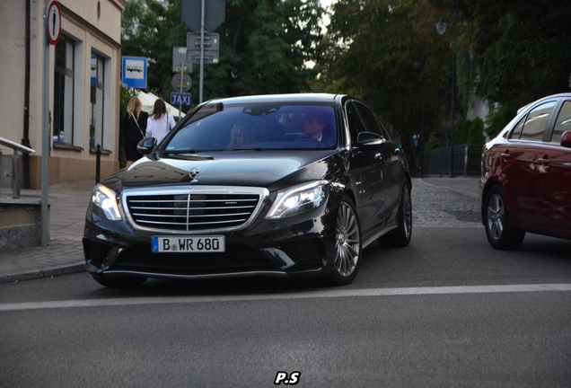 Mercedes-Benz S 63 AMG V222