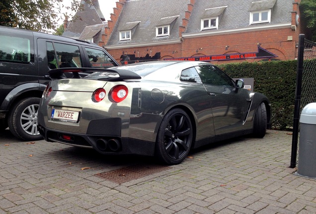 Nissan GT-R