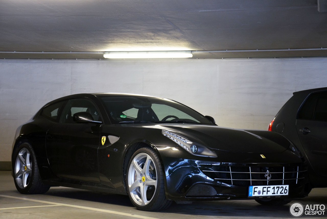 Ferrari FF